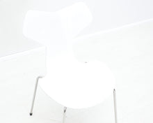 Ladda upp bild till gallerivisning, Fritz Hansen Grand Prix tuoli
