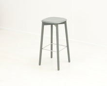 Ladda upp bild till gallerivisning, Hay Soft Edge jakkara

