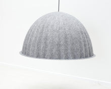 Lataa kuva Galleria-katseluun, Muuto Under the Bell kattovalaisin ø 82cm
