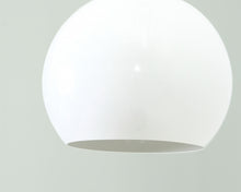 Ladda upp bild till gallerivisning, Frandsen Ball valaisin valkoinen ø 18 cm

