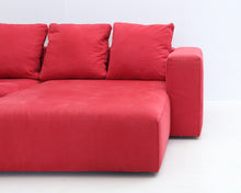 Lataa kuva Galleria-katseluun, Ligne Roset Nils 3-istuttava divaanisohva punainen
