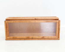 Ladda upp bild till gallerivisning, Boknäs vitriini lasiovella S31cm, K31cm
