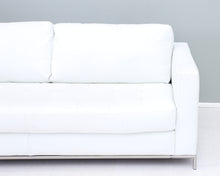 Lataa kuva Galleria-katseluun, Natuzzi Editions nahkasohva valkoinen
