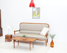Load image into Gallery viewer, Tove &amp; Edvard Kindt Larsen teak-kahvipöytä
