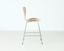 Lataa kuva Galleria-katseluun, Fritz Hansen 3187 baarituoli
