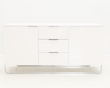 Lataa kuva Galleria-katseluun, Ligne Roset Hyannis Port senkki

