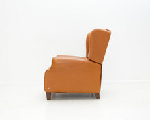 Load image into Gallery viewer, Konjakinvärinen Natuzzi-mekanisminojatuoli
