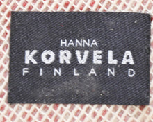Ladda upp bild till gallerivisning, Hanna Korvela Tempo 207 villamatto
