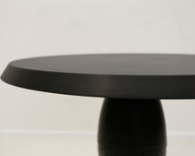 Ladda upp bild till gallerivisning, Kartell Miss Balu sivupöytä
