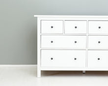 Lataa kuva Galleria-katseluun, Ikea Hemnes lipasto
