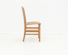 Load image into Gallery viewer, Calligaris ruokatuoli
