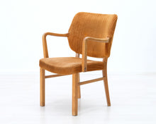 Ladda upp bild till gallerivisning, Tuoli samettiverhoilulla oranssi
