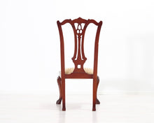 Load image into Gallery viewer, Vanha ruokatuoli kangasistuimella beige
