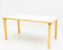Lataa kuva Galleria-katseluun, Artek 81A ruokapöytä
