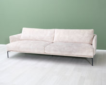 Ladda upp bild till gallerivisning, Adea Baron kangassohva beige
