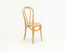 Ladda upp bild till gallerivisning, Thonet-tyyliset ruokatuolit
