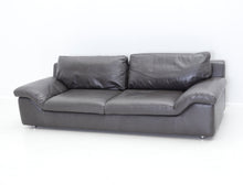 Lataa kuva Galleria-katseluun, Natuzzi 3-istuttava nahkasohva tumma oliivi
