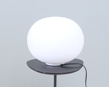 Lataa kuva Galleria-katseluun, Flos Glo-Ball Basic 1 pöytävalaisin
