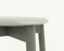 Ladda upp bild till gallerivisning, Hay Soft Edge jakkara
