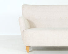 Lataa kuva Galleria-katseluun, 2-istuttava kangassohva luonnonvalkoinen
