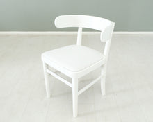 Lataa kuva Galleria-katseluun, Werner West Hugging chair valkoinen
