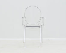 Load image into Gallery viewer, Kartell Louis Ghost tuoli

