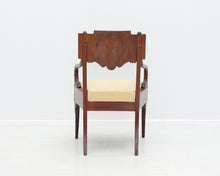 Ladda upp bild till gallerivisning, Mahonkinen nojatuoli beige
