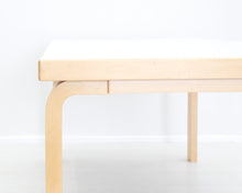 Load image into Gallery viewer, Artek 82A ruokapöytä
