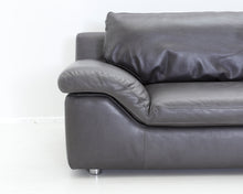 Lataa kuva Galleria-katseluun, Natuzzi 3-istuttava nahkasohva tumma oliivi
