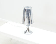 Ladda upp bild till gallerivisning, Silver pöytävalaisin
