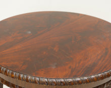Load image into Gallery viewer, Chippendale sivupöytä
