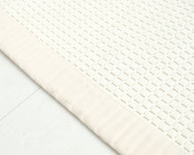 Load image into Gallery viewer, VM Carpet paperinarumatto 100 x 185 cm

