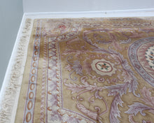 Lataa kuva Galleria-katseluun, Villamatto silkkikuvioilla 250 x 350 cm
