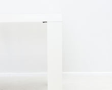 Lataa kuva Galleria-katseluun, BoConcept ruokapöytä
