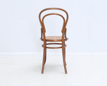Lataa kuva Galleria-katseluun, Vanha wieniläistuoli
