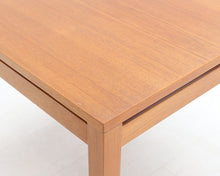 Lataa kuva Galleria-katseluun, Teak sivupöytä
