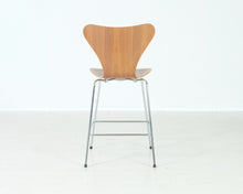 Lataa kuva Galleria-katseluun, Fritz Hansen 3187 baarituoli
