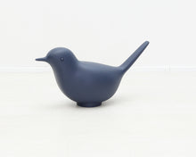 Lataa kuva Galleria-katseluun, Eero Aarnio Pulcino Bird
