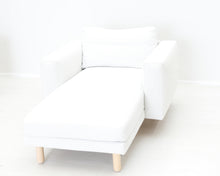 Load image into Gallery viewer, Ikea Nordsborg divaani
