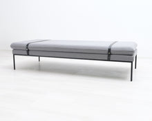 Lataa kuva Galleria-katseluun, Ferm Living Turn Daybed harmaa
