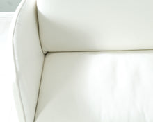 Ladda upp bild till gallerivisning, BoConcept Osaka 3-istuttava nahkasohva luonnonvalkoinen
