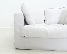 Ladda upp bild till gallerivisning, Decotique Le Grand Air Loveseat Linen vaaleanharmaa
