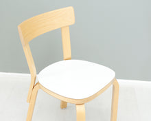 Ladda upp bild till gallerivisning, Artek 69 tuoli valkoinen laminaatti
