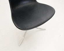 Lataa kuva Galleria-katseluun, Fritz Hansen PK9 tuoli

