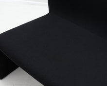 Lataa kuva Galleria-katseluun, Molteni Glove nojatuoli
