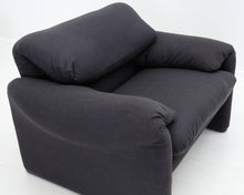 Lataa kuva Galleria-katseluun, Maralunga Lounge chair by Vico Magistretti
