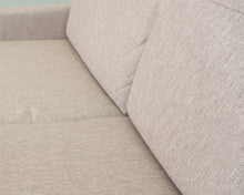 Lataa kuva Galleria-katseluun, Interface Nana 3-istuttava kangassohva beige
