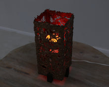 Lataa kuva Galleria-katseluun, Brutalistinen kuparivalaisin 1960-70-luvulta
