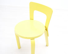 Lataa kuva Galleria-katseluun, Artek 65 tuoli keltainen
