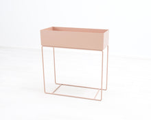 Lataa kuva Galleria-katseluun, Ferm Living Plant Box kasviteline

